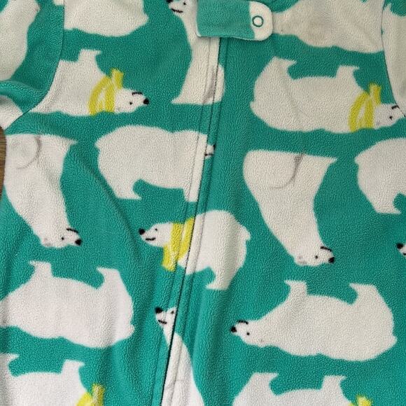 5 for $20 Carter’s Thick Polar Bear Zip Up Footsie - Picture 3 of 11
